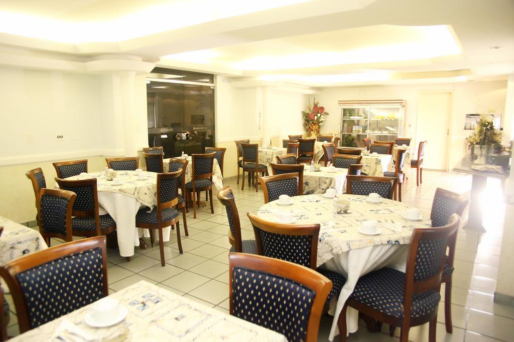 Galatas Central Hotel Patos de Minas Exterior photo